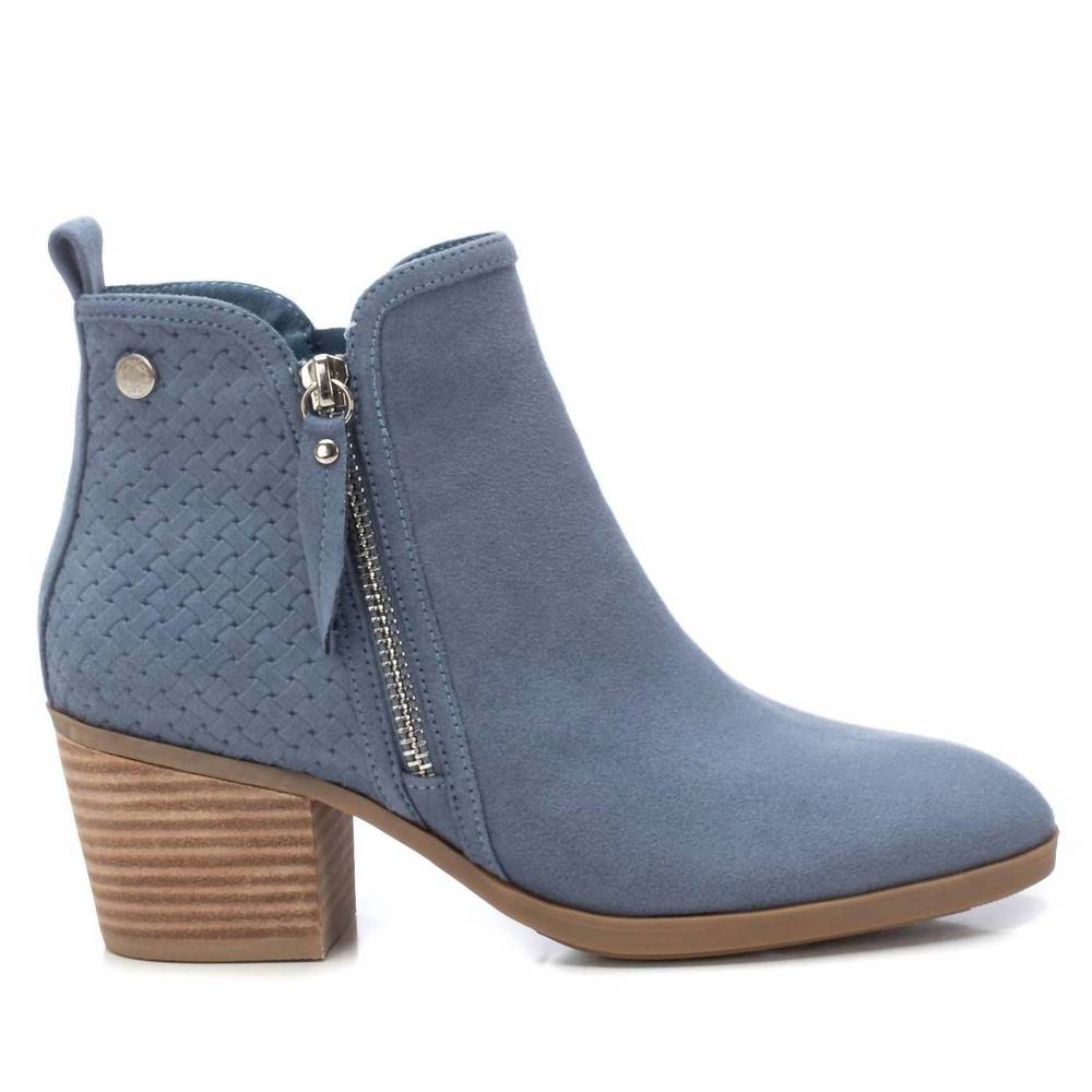 NEW XTI women's ankle booties in jeans
